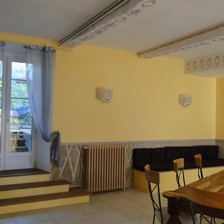 Chambres Et Table D'hotes La Billebaude Penzion *